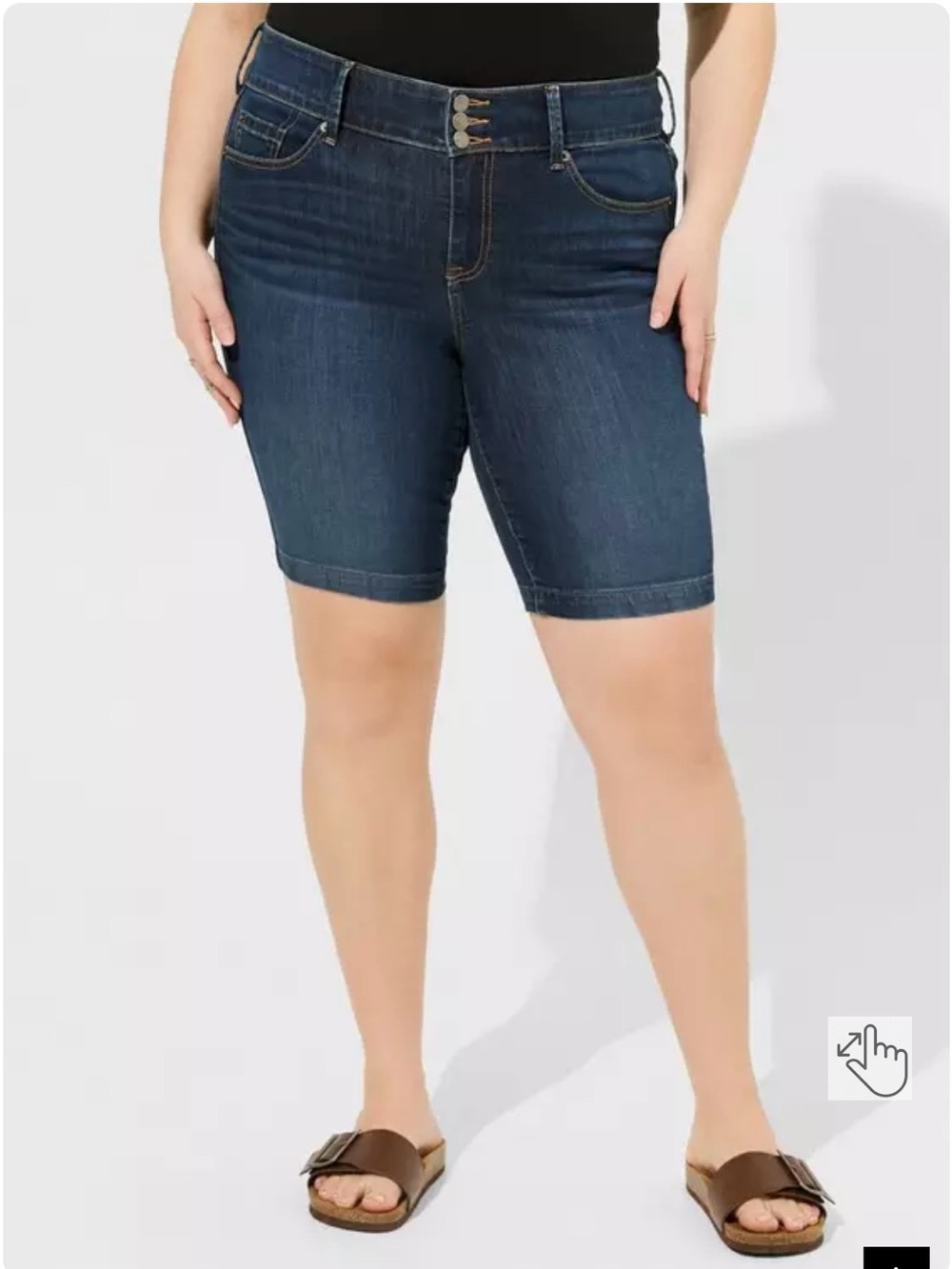 torrid sz 24 plus jegging 11” Bermuda super soft shorts